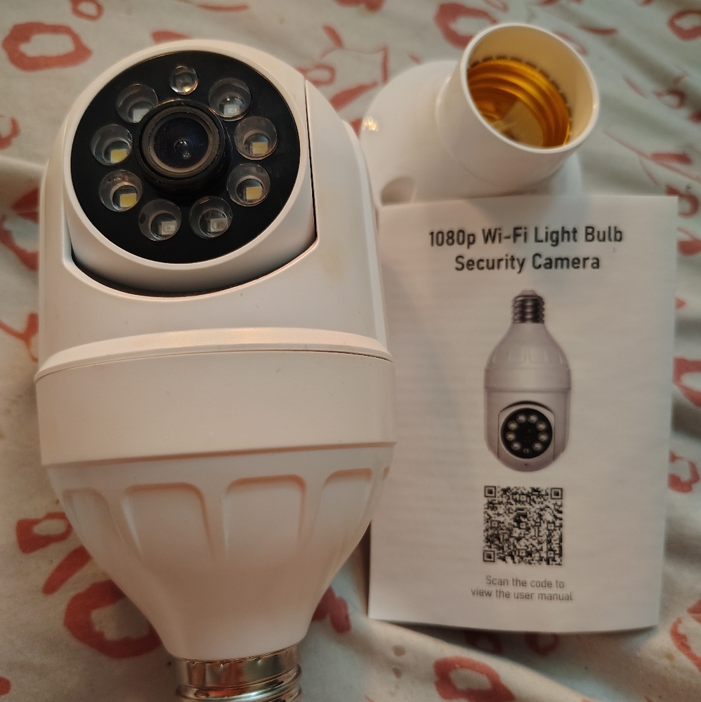 White Wi-Fi Light Bulb Security Camera